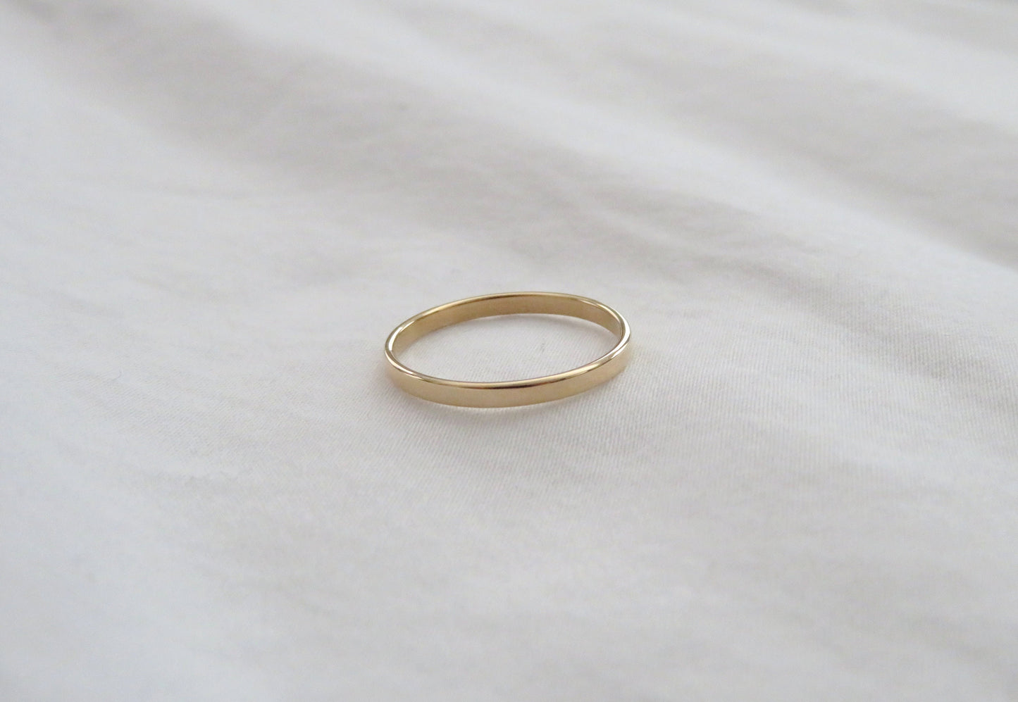 14k Yellow Gold - Plain 2mm Band