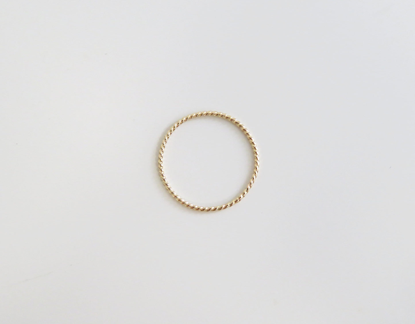 14k Yellow Gold - Twist Band