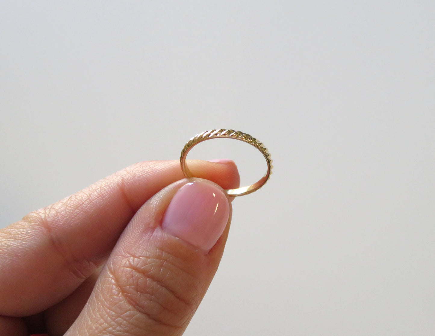 14k Yellow Gold - Pattern Band 2mm