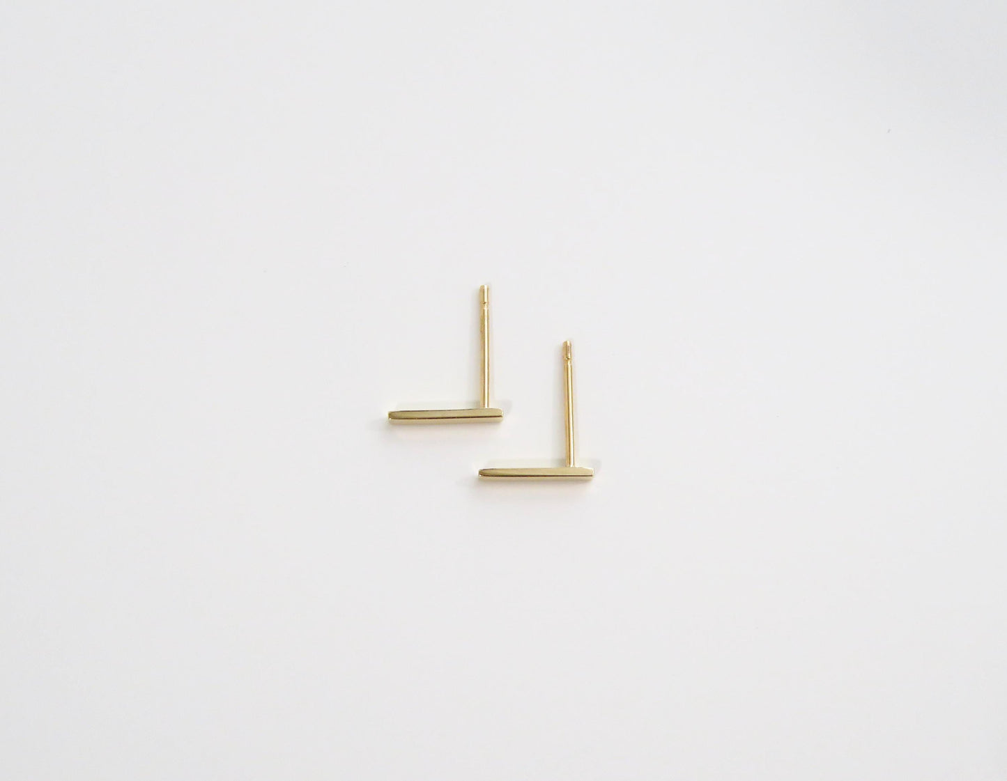 14k Yellow Gold - Bar Studs