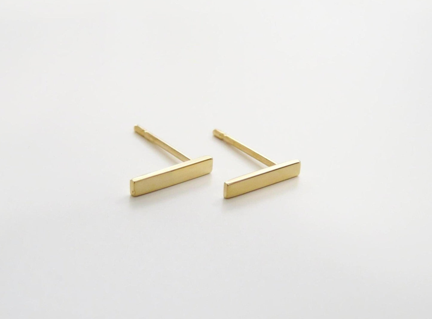 14k Yellow Gold - Bar Studs