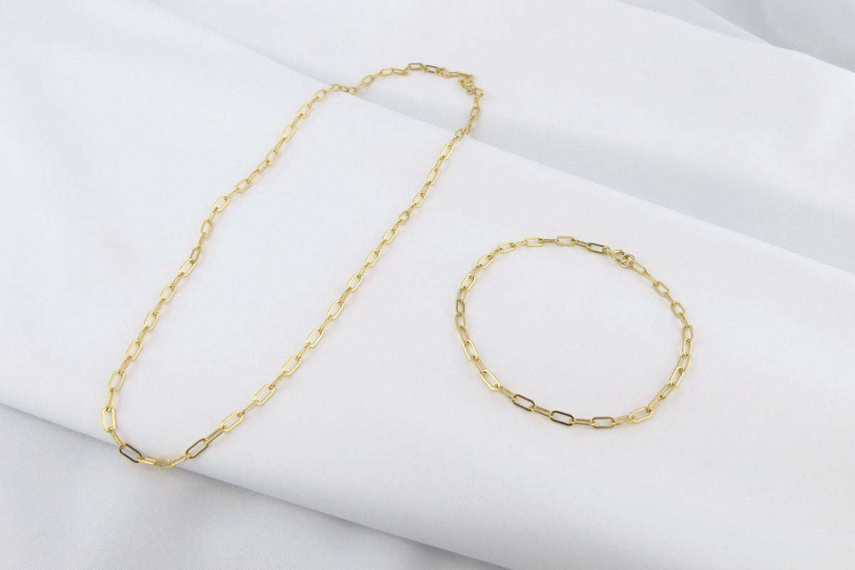 Dainty Paperclip Necklace