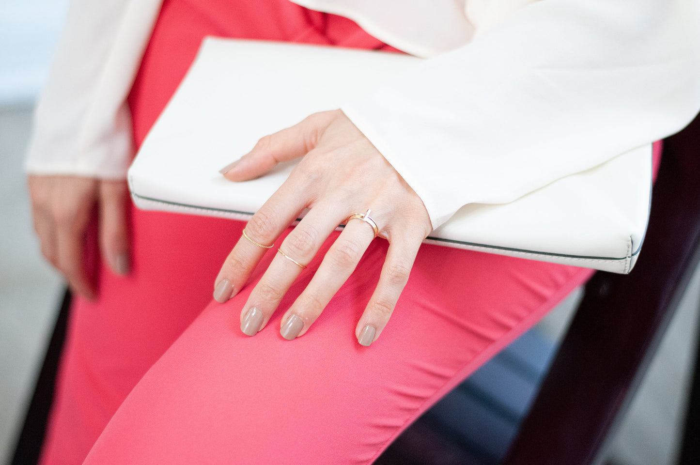 Vertical Bar Ring