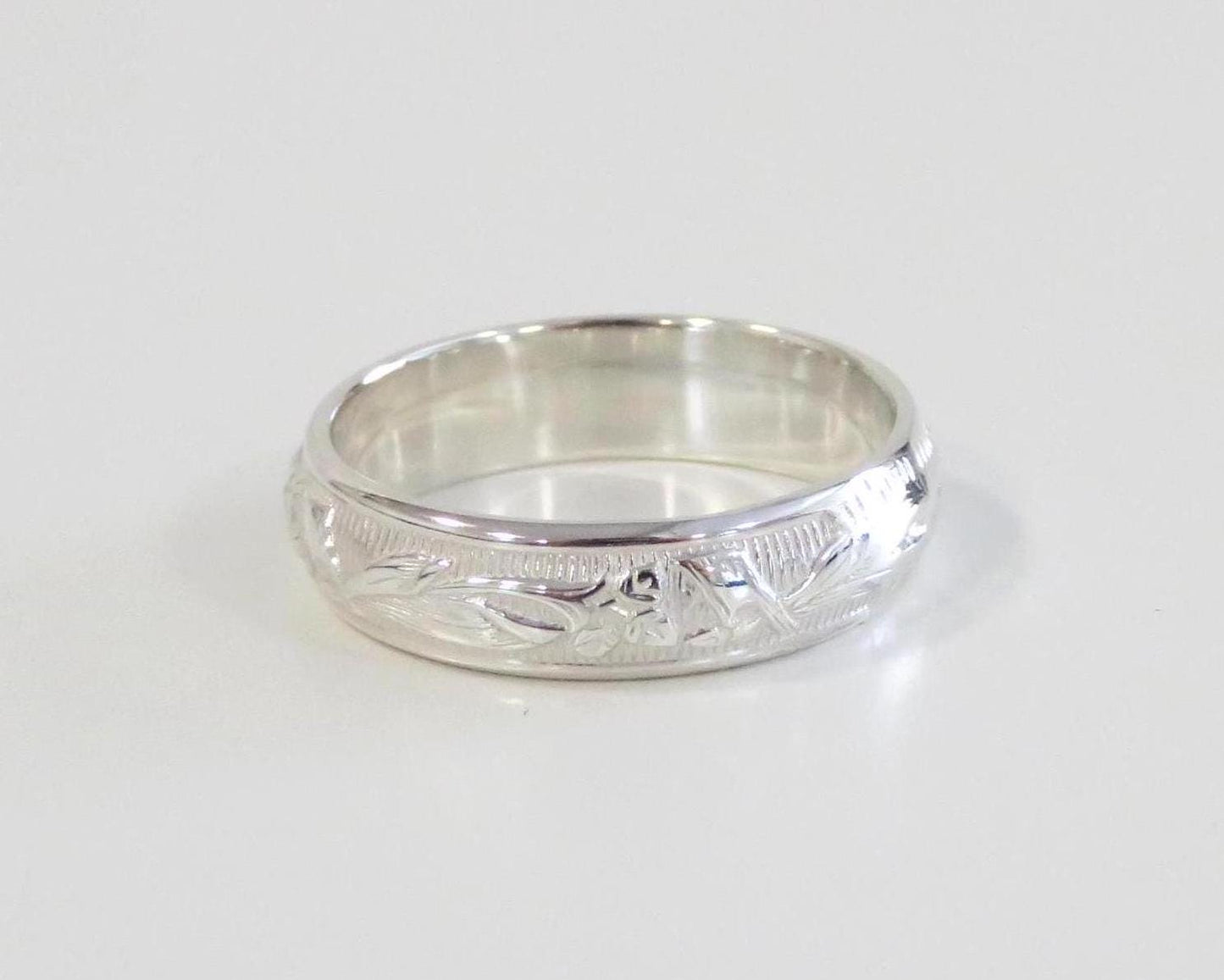 Sterling Silver Floral Ring 4.9mm .925
