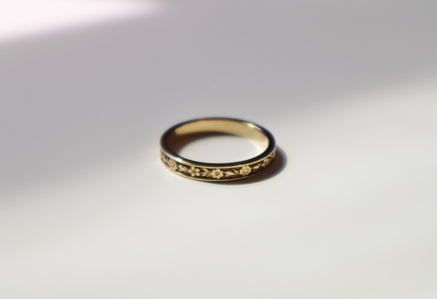 14k Solid Gold Floral Band Ring