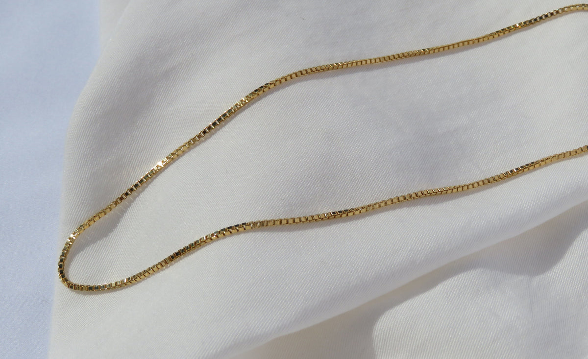 Dainty Gold Box Chain Necklace