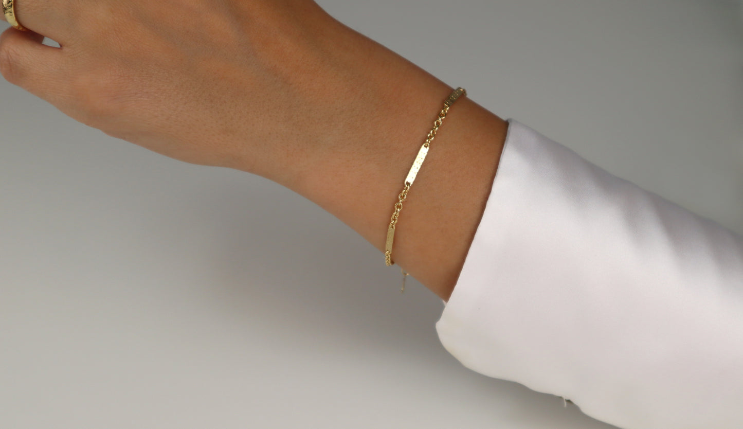 Flat Cable Chain Bracelet
