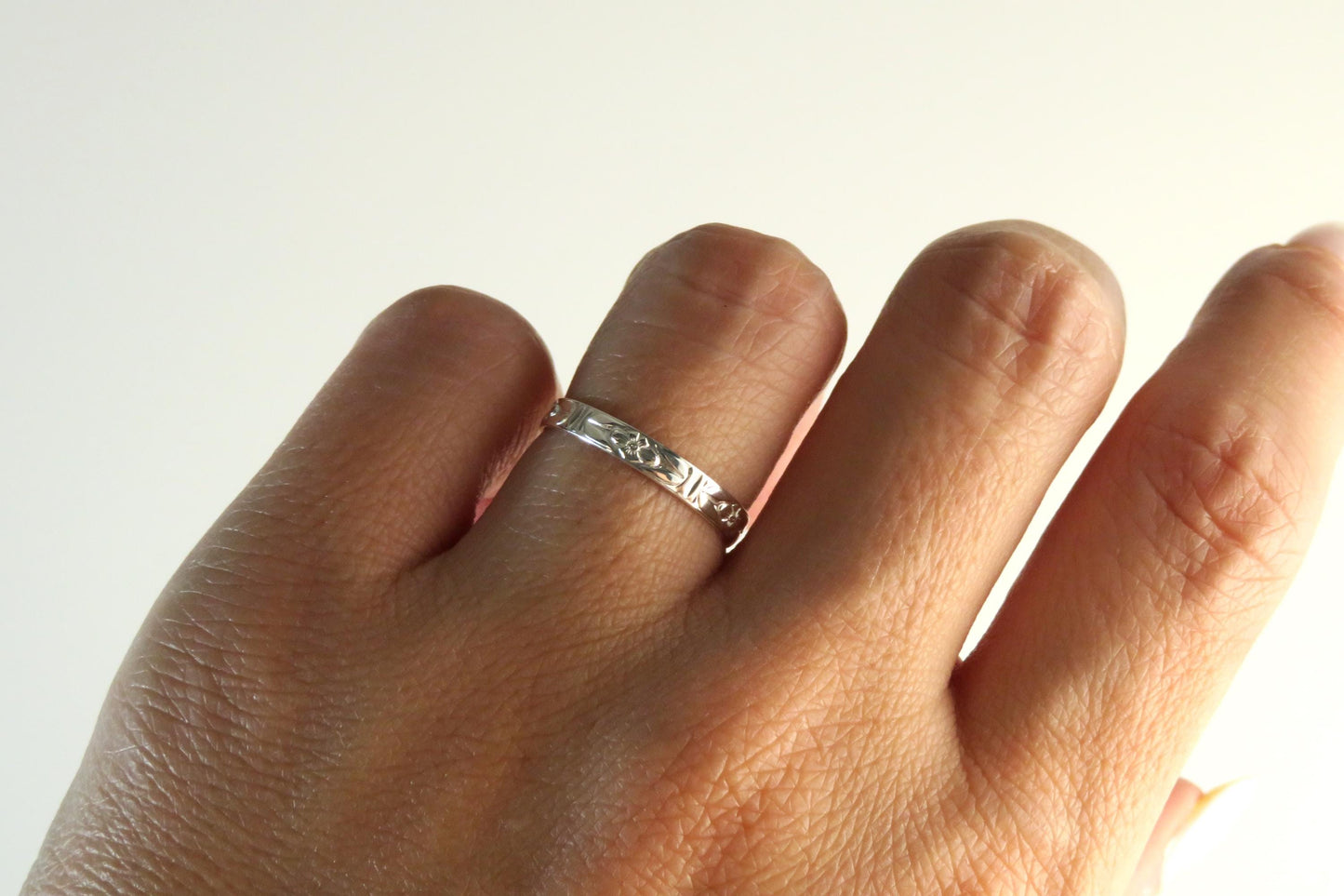 Sterling Silver Floral Ring 2.8mm